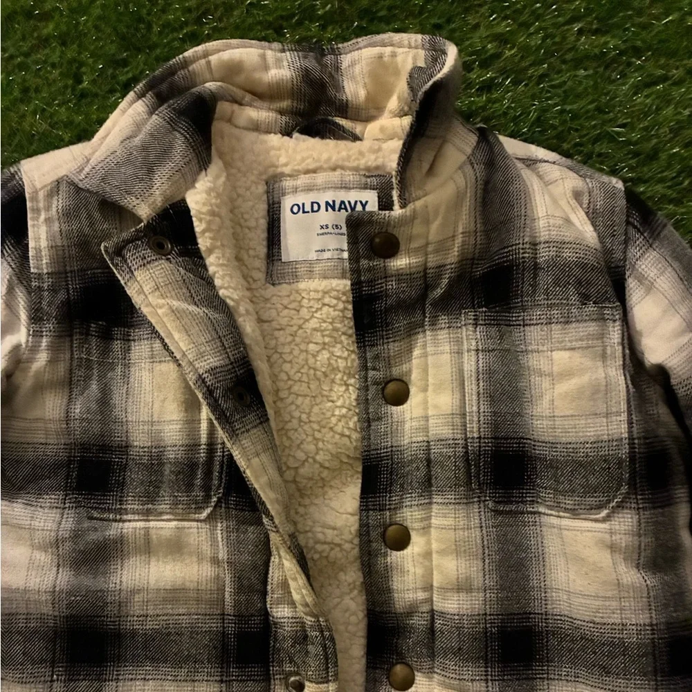Old Navy Black and Cream Checkered Jacket